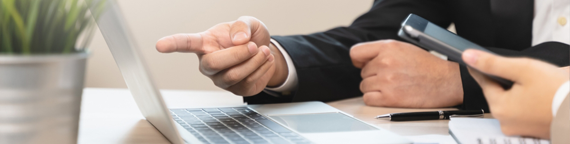 client-advisory-bg-01