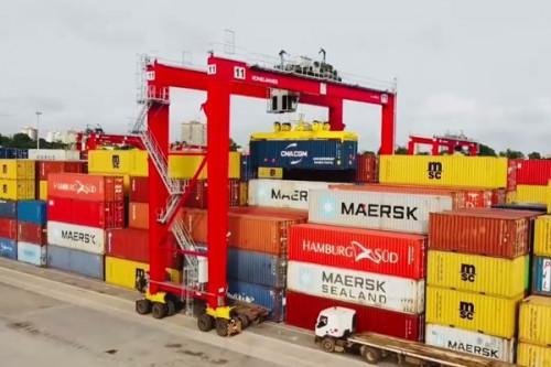 Benefits of Choosing Container Shipping Douala
