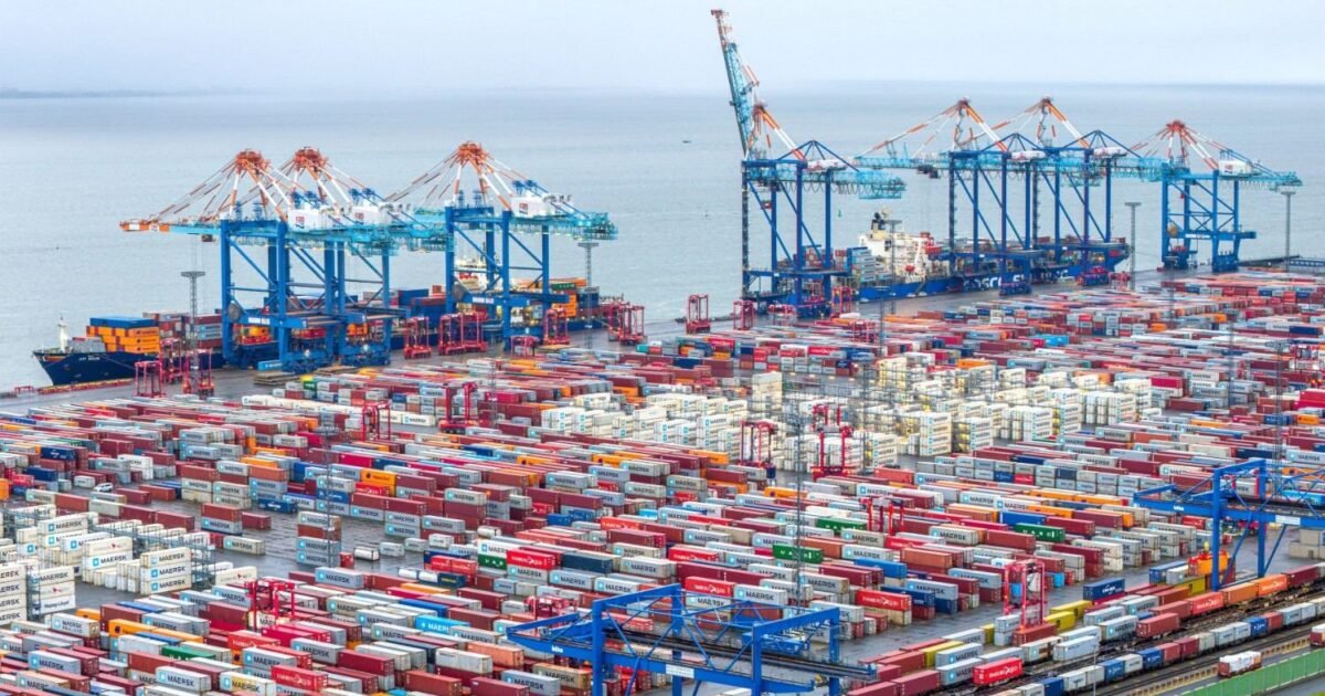 Asia Europe Shipping Rates Fall as Suez Capacity Returns